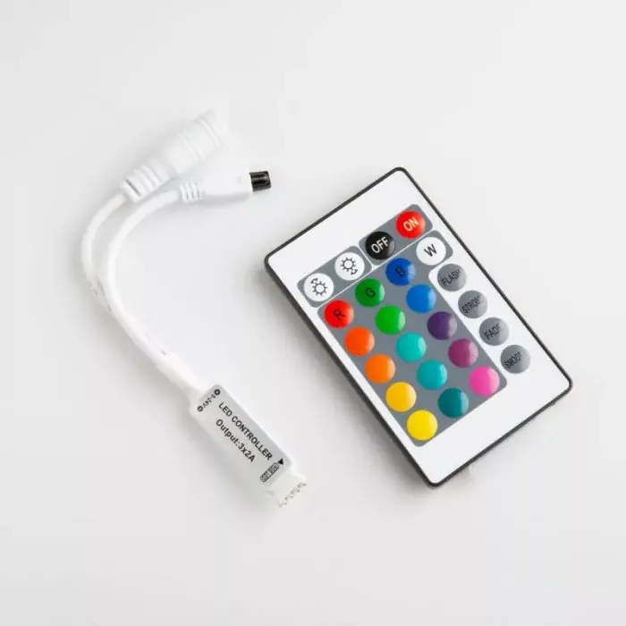 Nézd meg most LED vezérlő RGB 24 gombos IR 72W