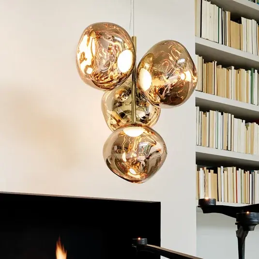 Azonnal elérhető Tom Dixon LED lógó lámpa Melt Chandelier Mini, arany színű