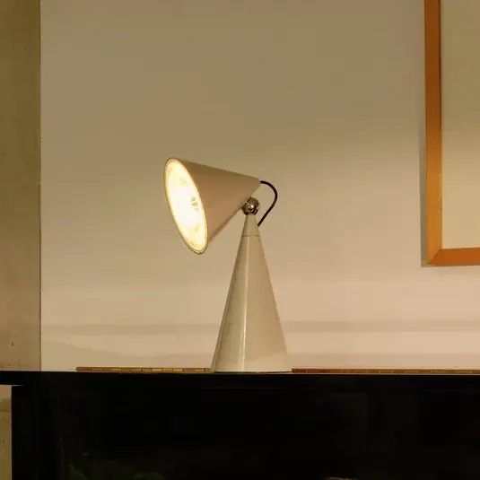Azonnali szállítás Tom Dixon LED asztali lámpa Pose Task Light, világosszürke, 41 cm