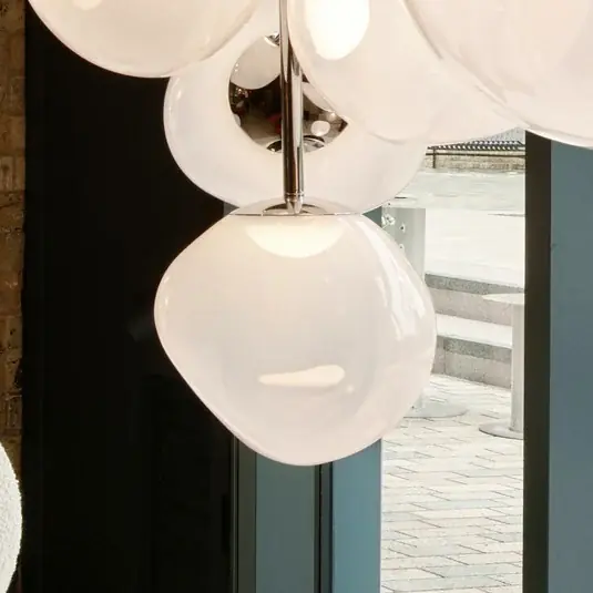Tom Dixon, LED lógó lámpa Melt, Ø 28 cm, opál/ezüst színű Olcsó