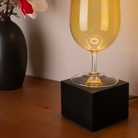 Különleges ajánlat Segula asztali világítás Cozy, fekete bükk, kocka alakú, E27