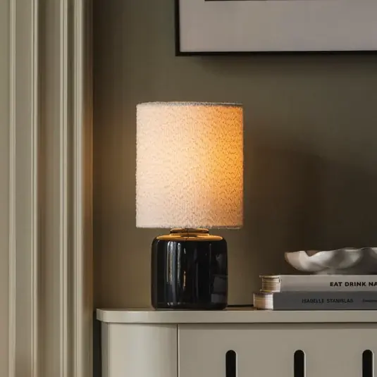 Globen Lighting Florian asztali lámpa, fehér/fekete, magasság 39 cm Kedvezményes ár