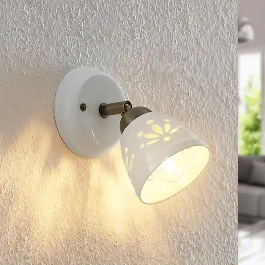 Expressz kézbesítés Lindby spotlámpa Sanrike, magasság 16 cm, 1 lámpa, fehér, kerámia