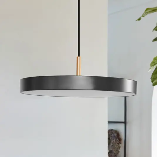 Gyors kiszállítás UMAGE LED lógó lámpa Asteria Mini, antracit/sárgaréz Ø 31 cm
