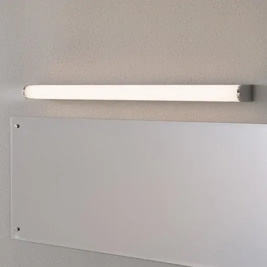 Végkiárusítás Helestra Lisana LED fali lámpa, IP44, 90cm
