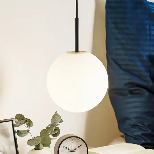 Audo LED függő lámpa TR Bulb, fekete/matt opál, üveg, E27 Legkelendőbb