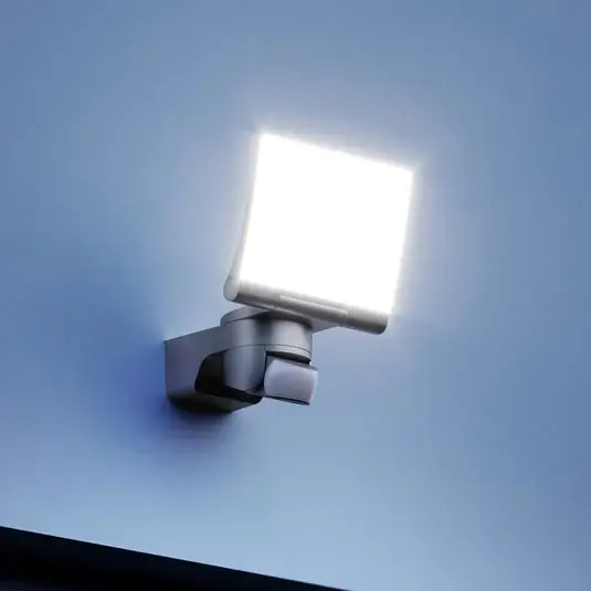 STEINEL XLED Home 2 XL S grafit IP44 érzékelős kültéri spotlámpa Azonnal elérhető