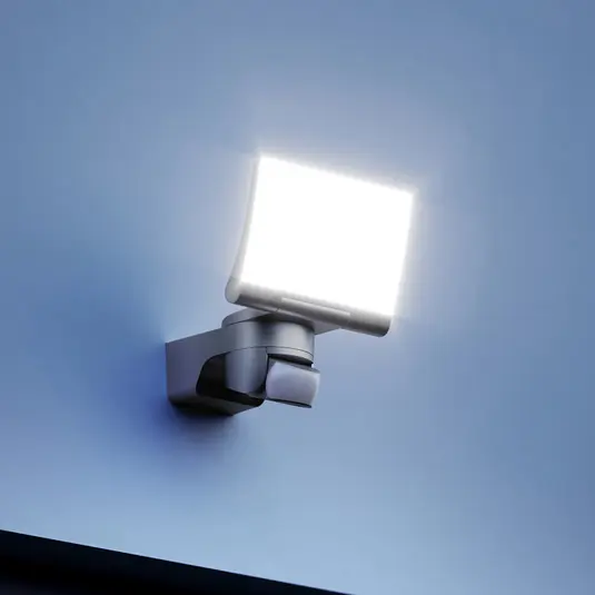 STEINEL XLED Home 2 S érzékelős spot, grafit Expressz szállítás