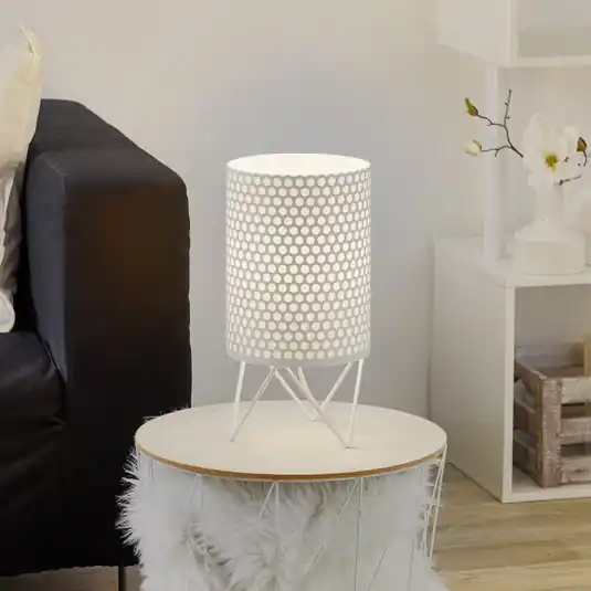 Biztonságos fizetés GUBI Pedrera ABC asztali lámpa, fehér