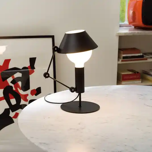 Nemo Mr. Light asztali lámpa, mozgatható ernyővel Újdonság