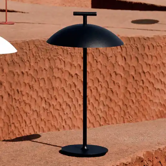 Legkelendőbb Kartell Mini Geen-A LED asztali lámpa 2700K fekete