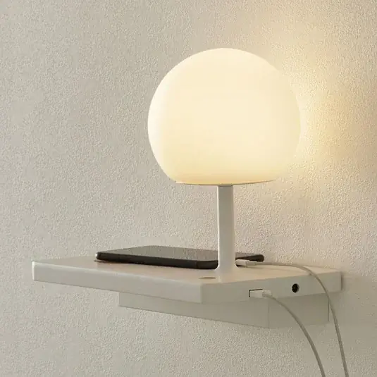 Prémium LED fali lámpa Niko - induktív töltőfelület balra