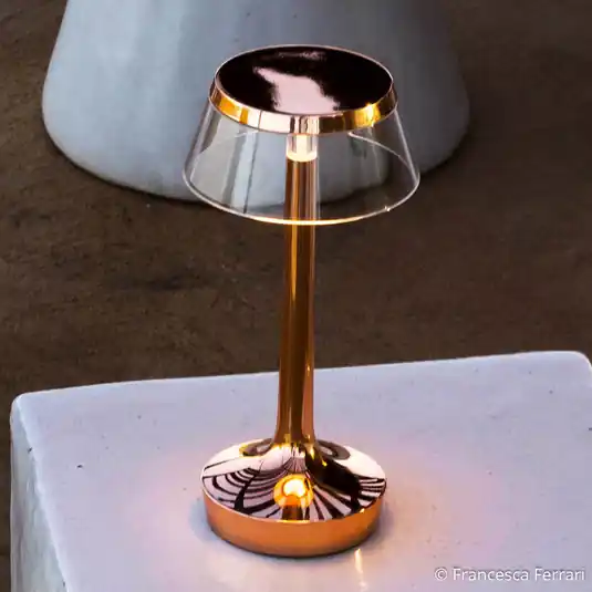 Flos Bon Jour unplugged LED asztali lámpa, réz Kedvezményes ár
