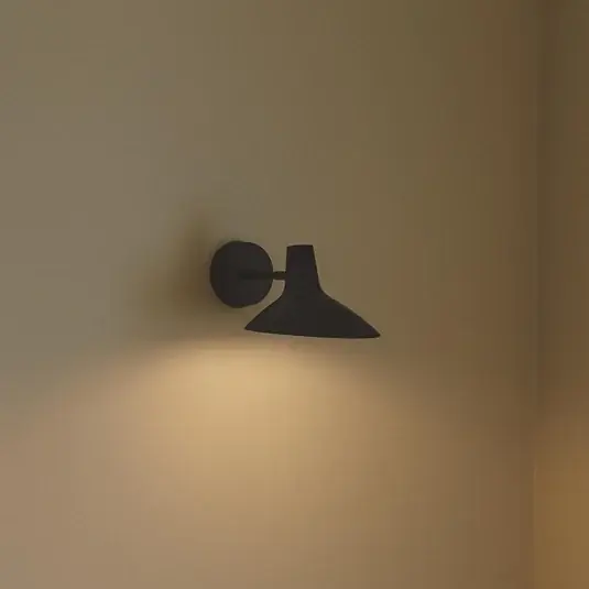 Utolsó esély Darci rövid fali lámpa, 33,5 cm-es kivetítés, fekete színű