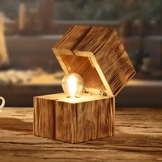 Treasure asztali lámpa, natúr kivitelben, fa, csuklós Kedvezmény