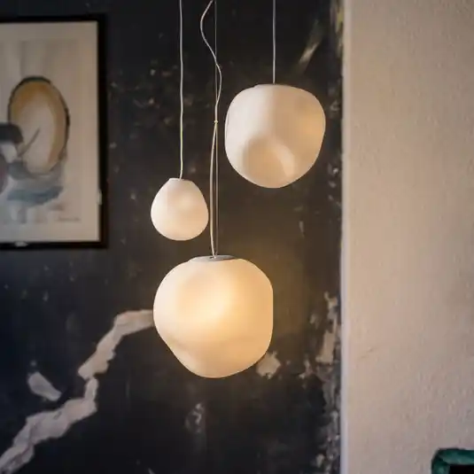 Foscarini Hoba Media lógó világítás, Ø 24 cm, függesztési magasság 350 cm Bestseller
