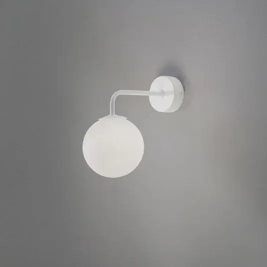 Fali lámpa Astral, fehér, 22 cm-es vetület, acél/üveg Prémium