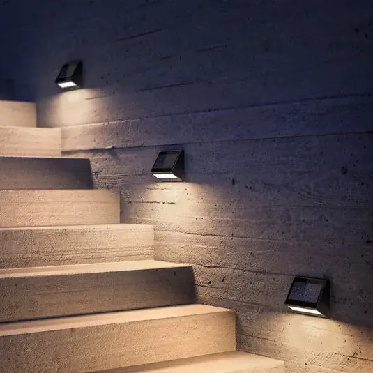 KLEWE LED-napelemes fali világítás ECOSTEP, antracit, 17 cm, IP65 Biztonságos fizetés